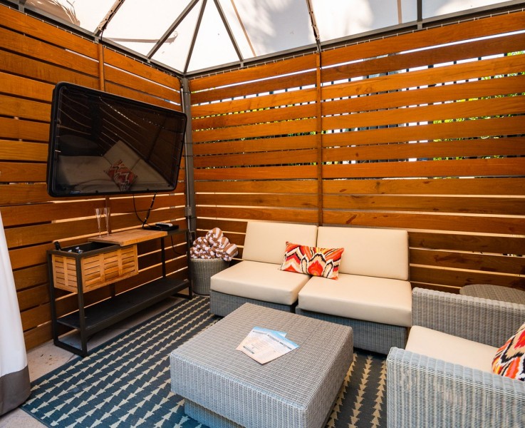 private cabana for rent at hotel galvez with TV